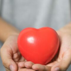 hand-heart-attack-background-beat-cardiac-1575611-pxhere.com_-950x400-1